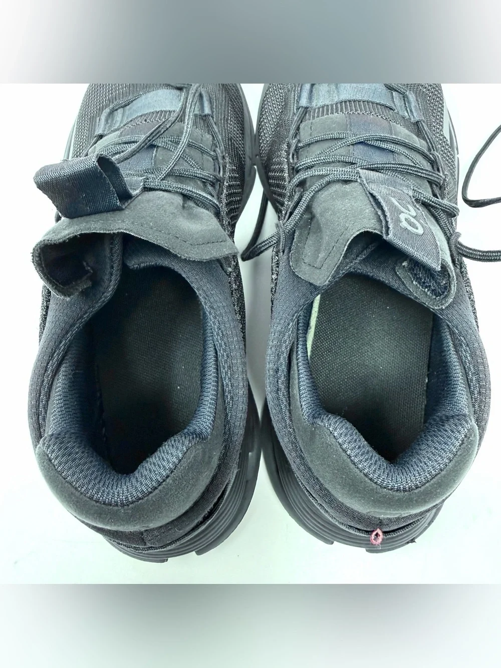 On Footwear Men’s Cloudnova Running Shoes Sz 8.5 Black Eclipse Sneakers 26.99822